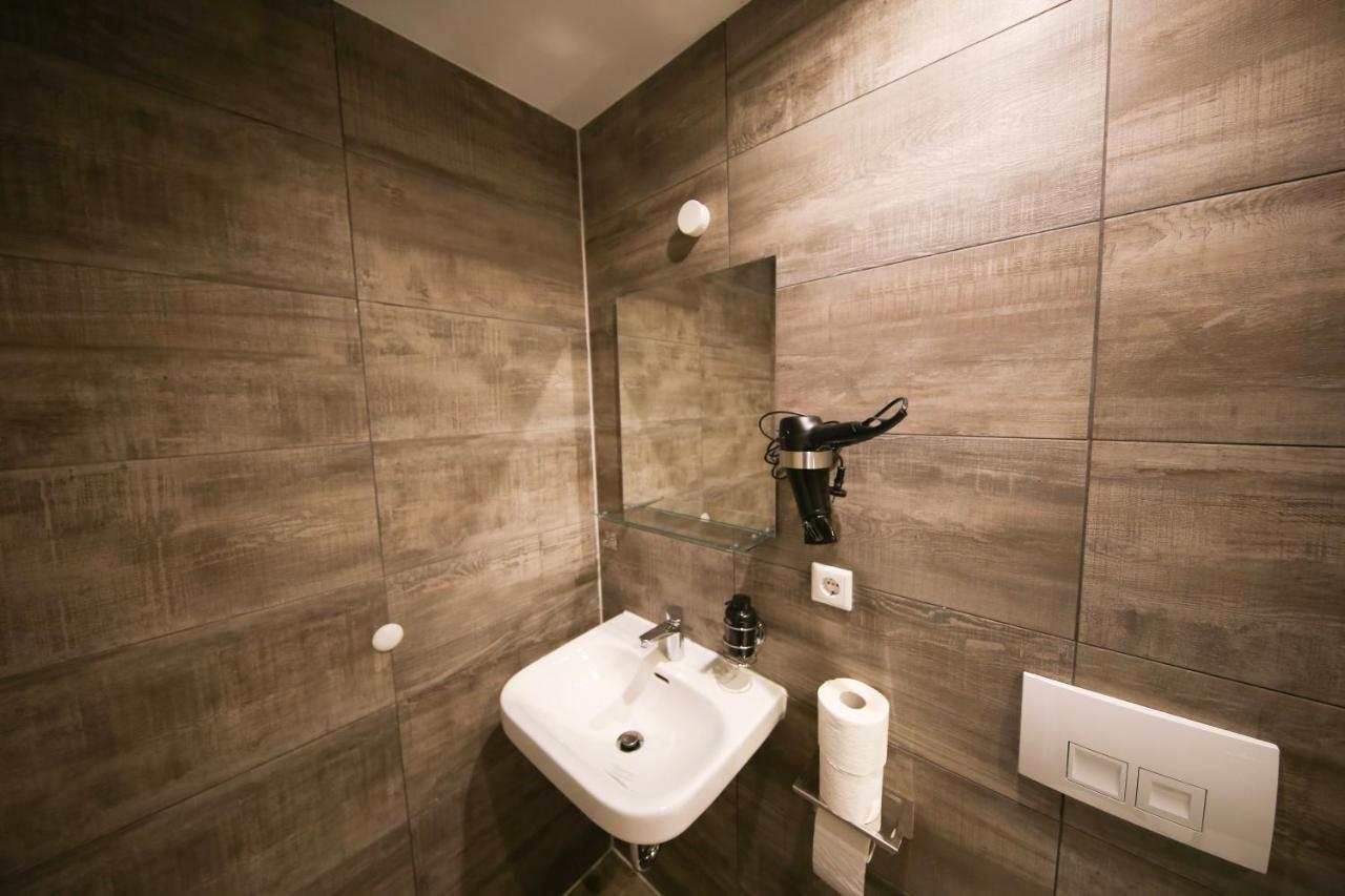 Luxomes: Aparthotel Nuernberg Zentrum Sued Bagian luar foto